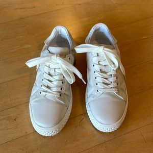 Aerosols Eve off-white sneakers